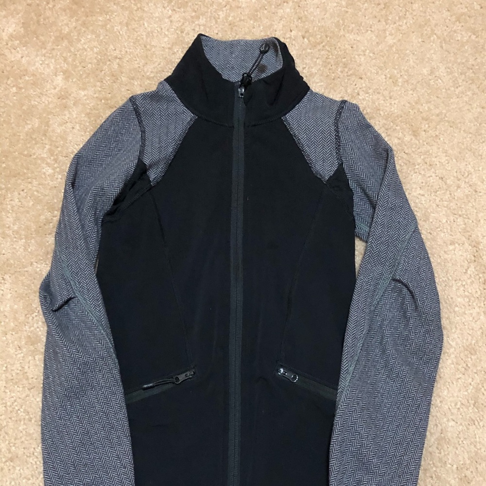 ❌Ivivva 6 Jacket
